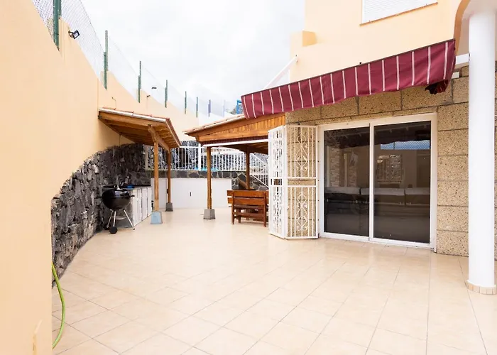 Home2book Metro Tenerife Adeje, Private Pool Dom wakacyjny *